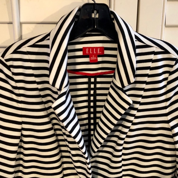 ❤️Adorable Elle jacket like new-worn ONCE…Price FIRM!! - Picture 4 of 8